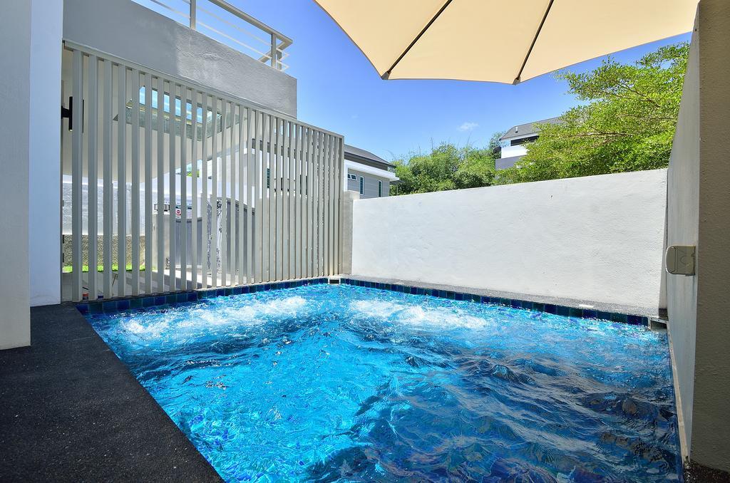 Plumeria Luxury Service Villa George Town Exteriör bild