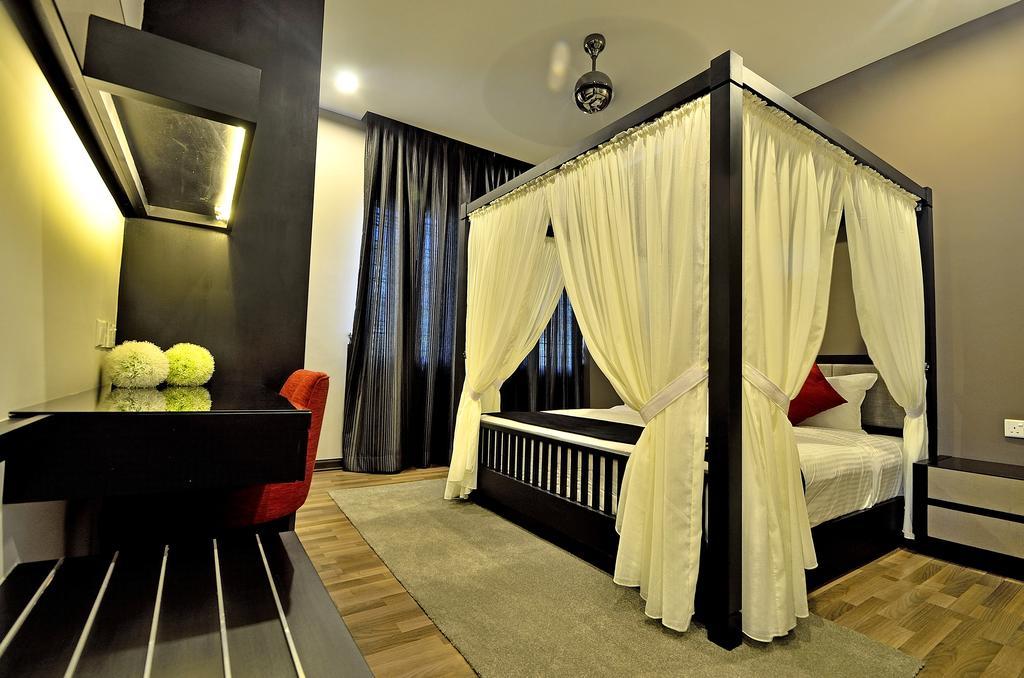 Plumeria Luxury Service Villa George Town Exteriör bild